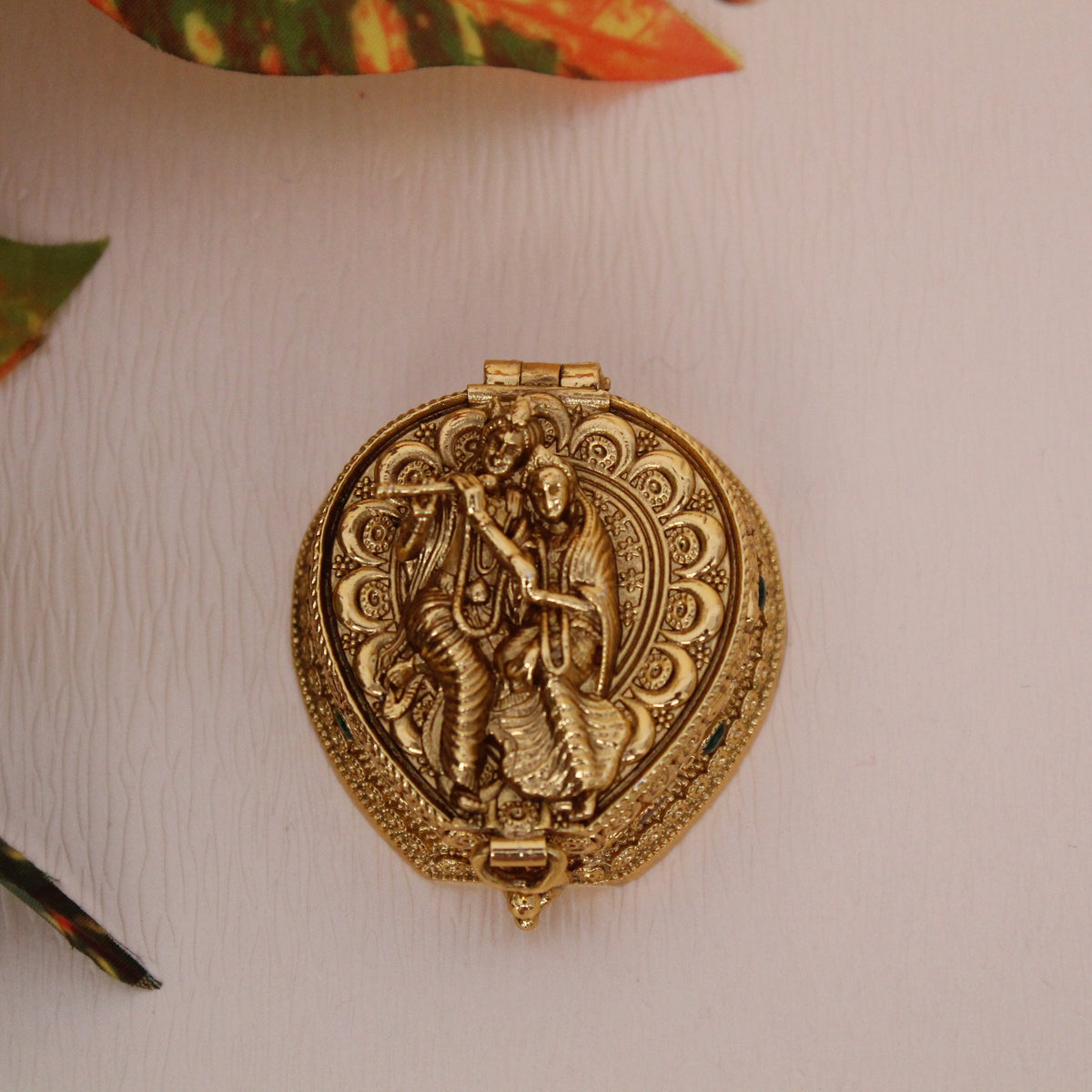 Radhe Krishna Sindoor Dabbi