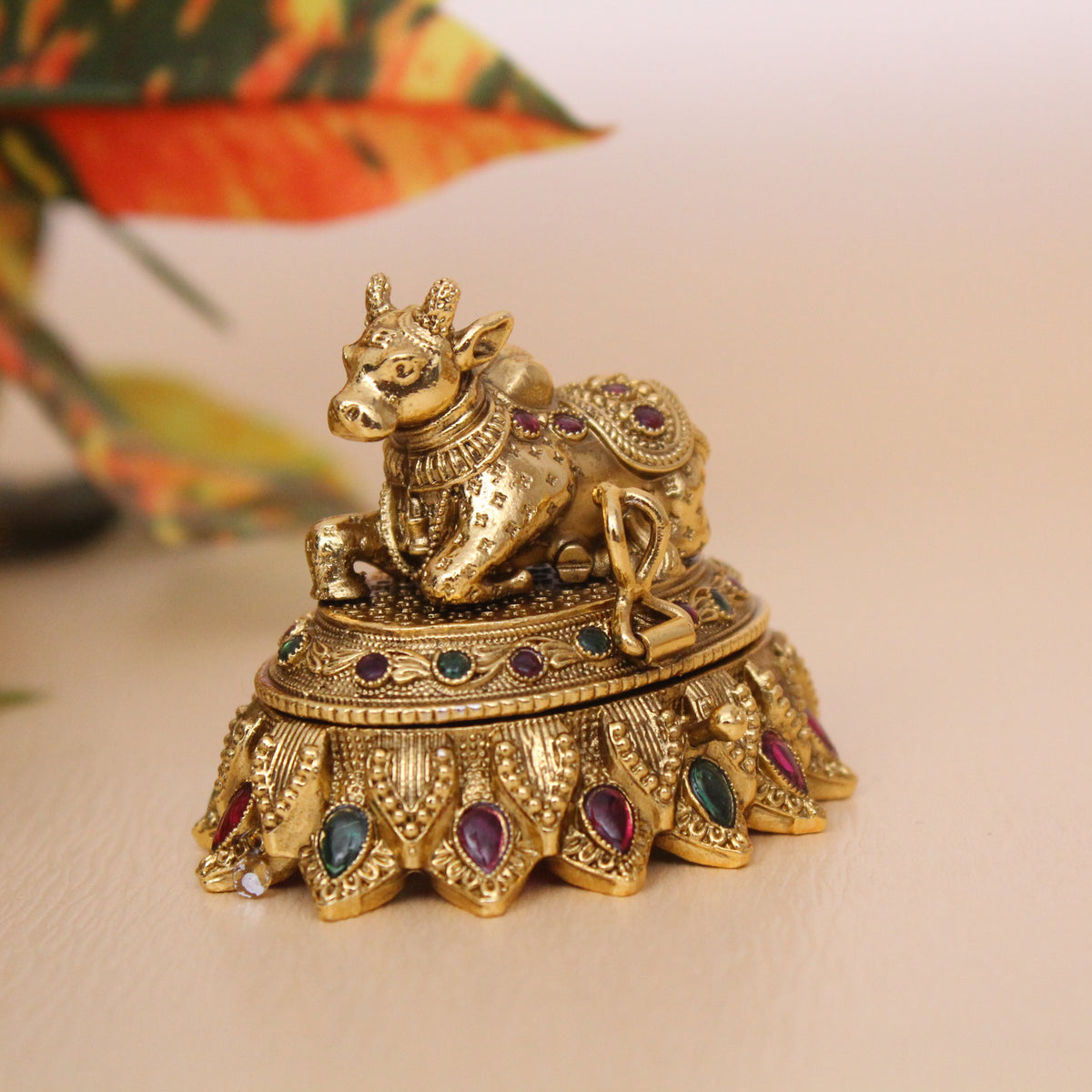 Shiv Nandi Sindoor Dabbi