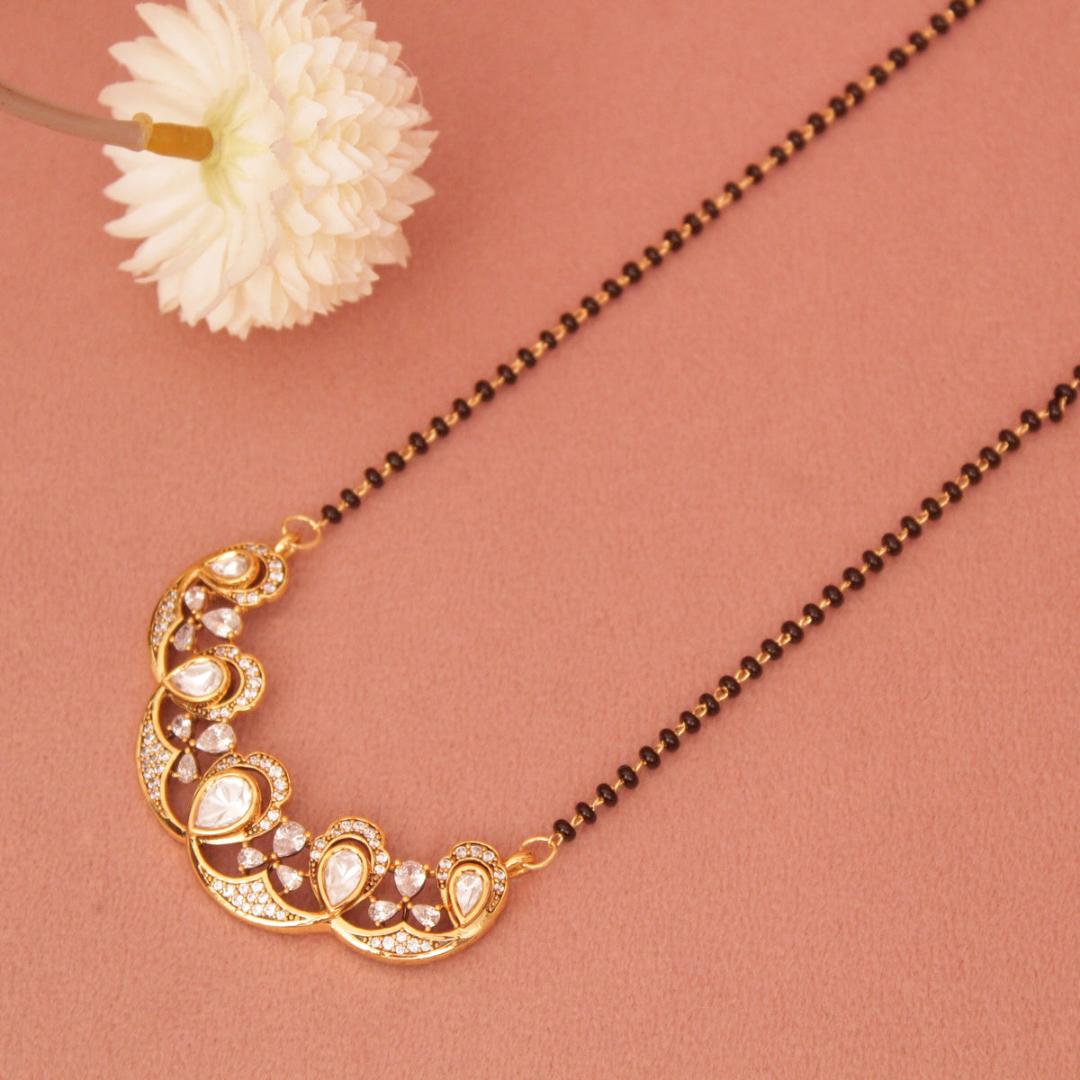 Short Daily wear Kundan Mangalsutra 18 Inch
