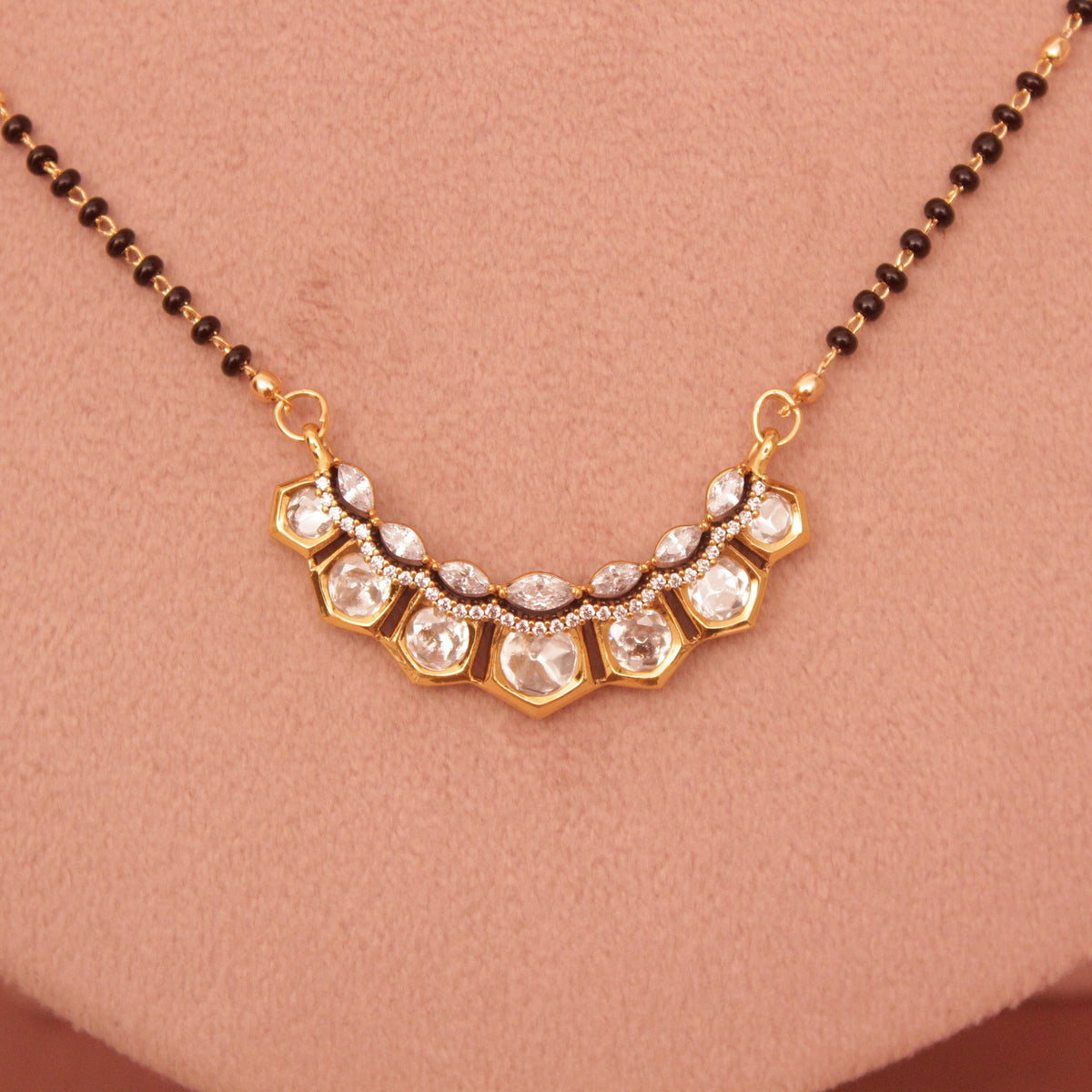 Short Daily wear Kundan Mangalsutra 18 Inch