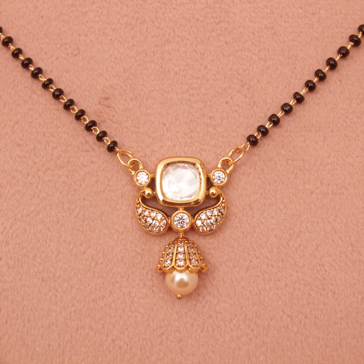 Short Daily wear Kundan Mangalsutra 18 Inch