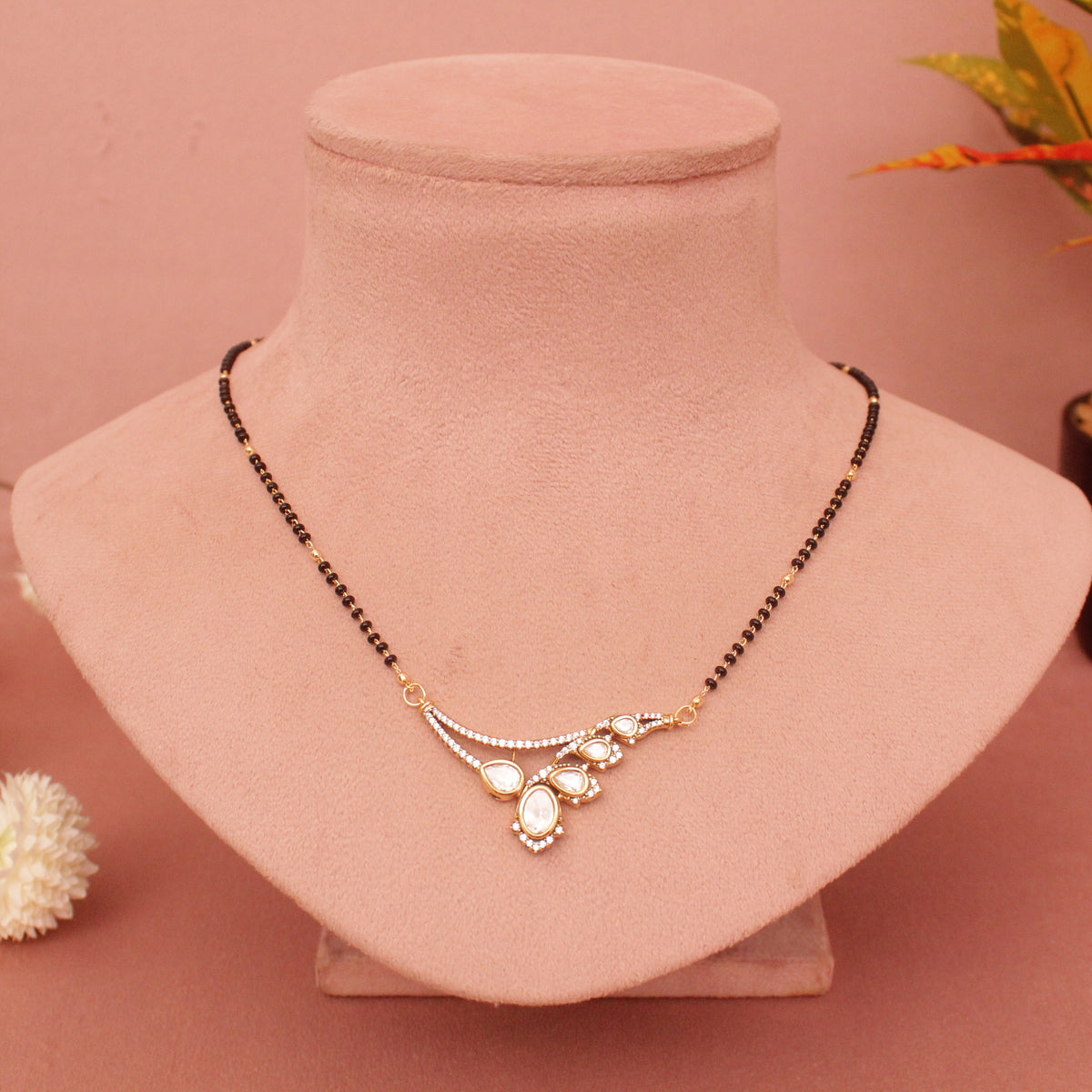 Short Daily wear Kundan Mangalsutra 18 Inch