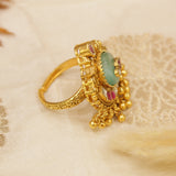 Antique Gold Heritage Finger Ring