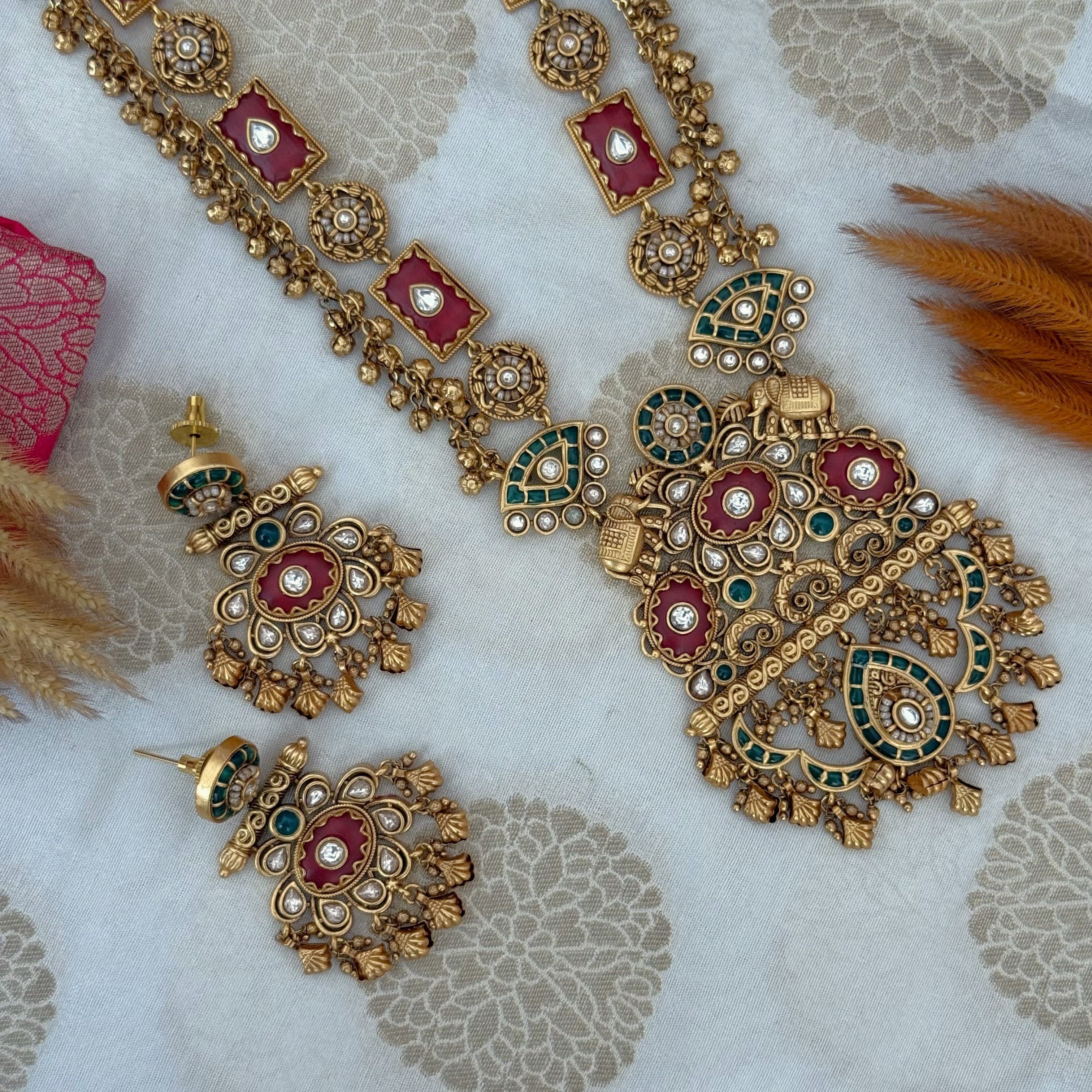 Heritage Necklace set