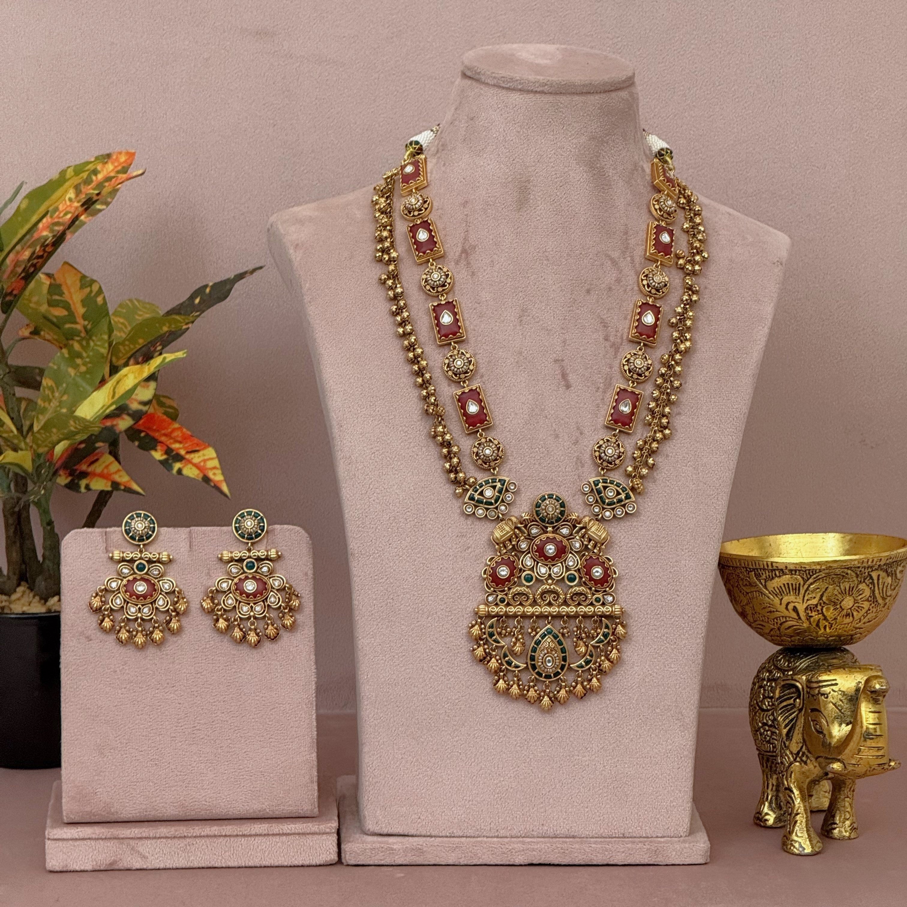 Heritage Necklace set