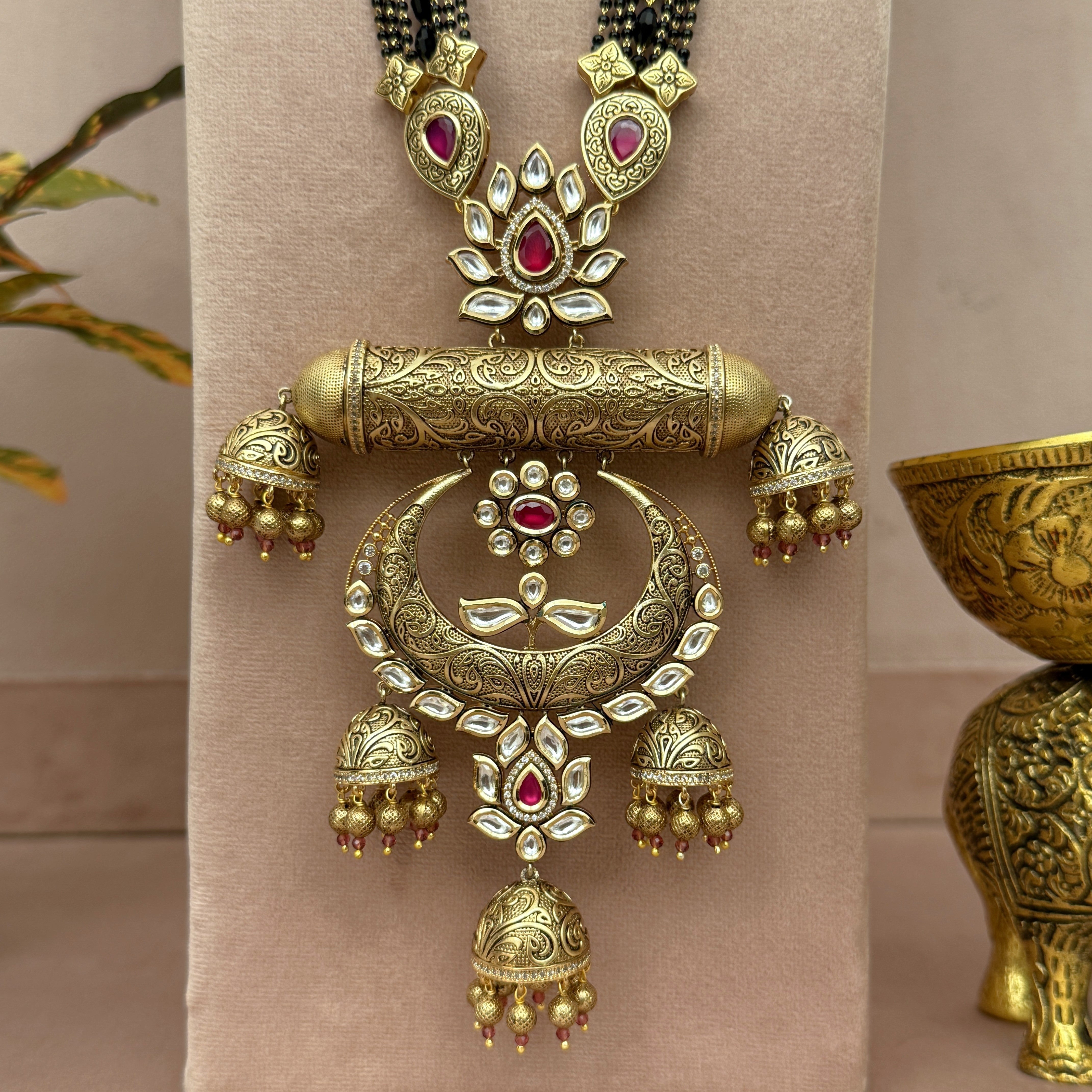 Antique Kundan Long Mangalsutra