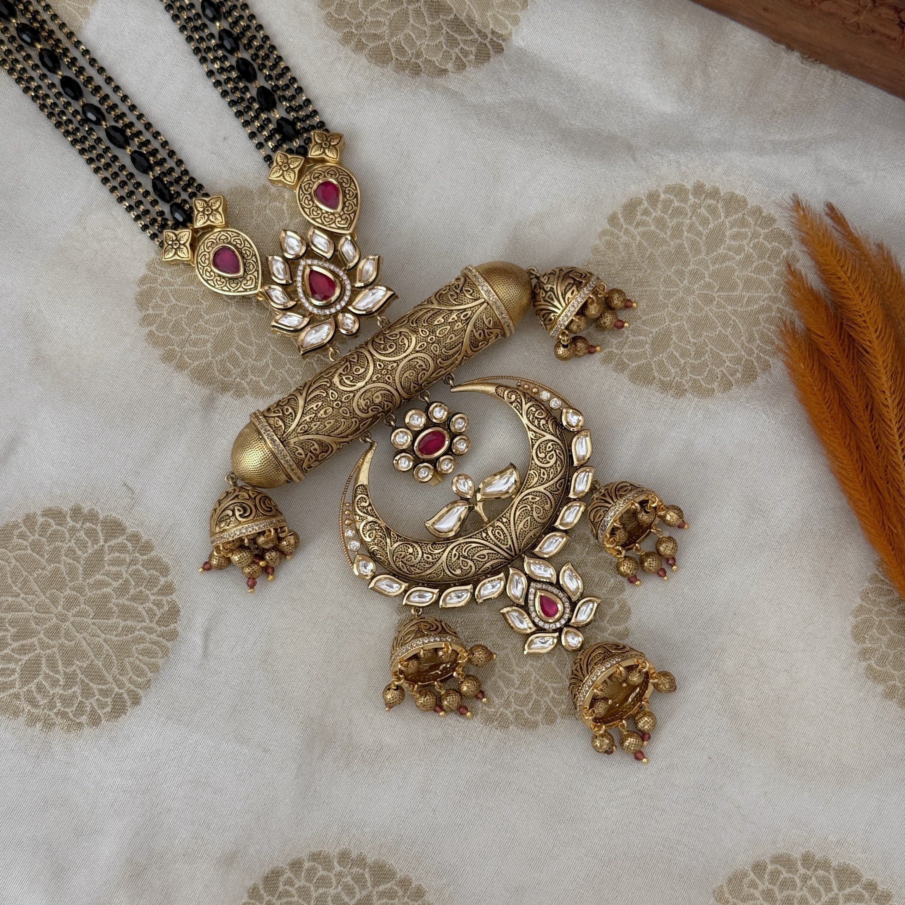 agari koli long mangalsutra