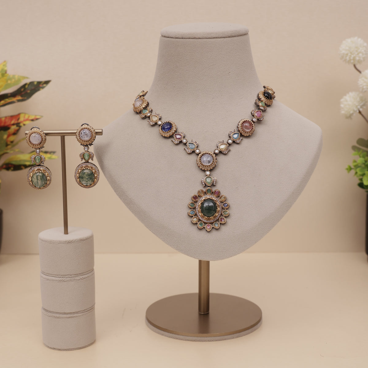 inpired by sabyasachi necklace